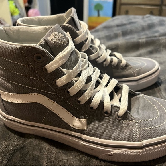 Vans Gray and White Skateboarding High-Tops - Picture 7 of 7